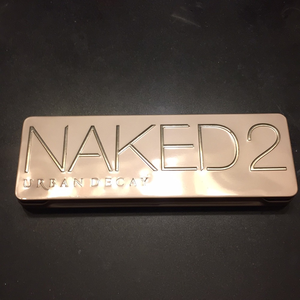 Urban Decay Naked 2 Eyeshadow Palette